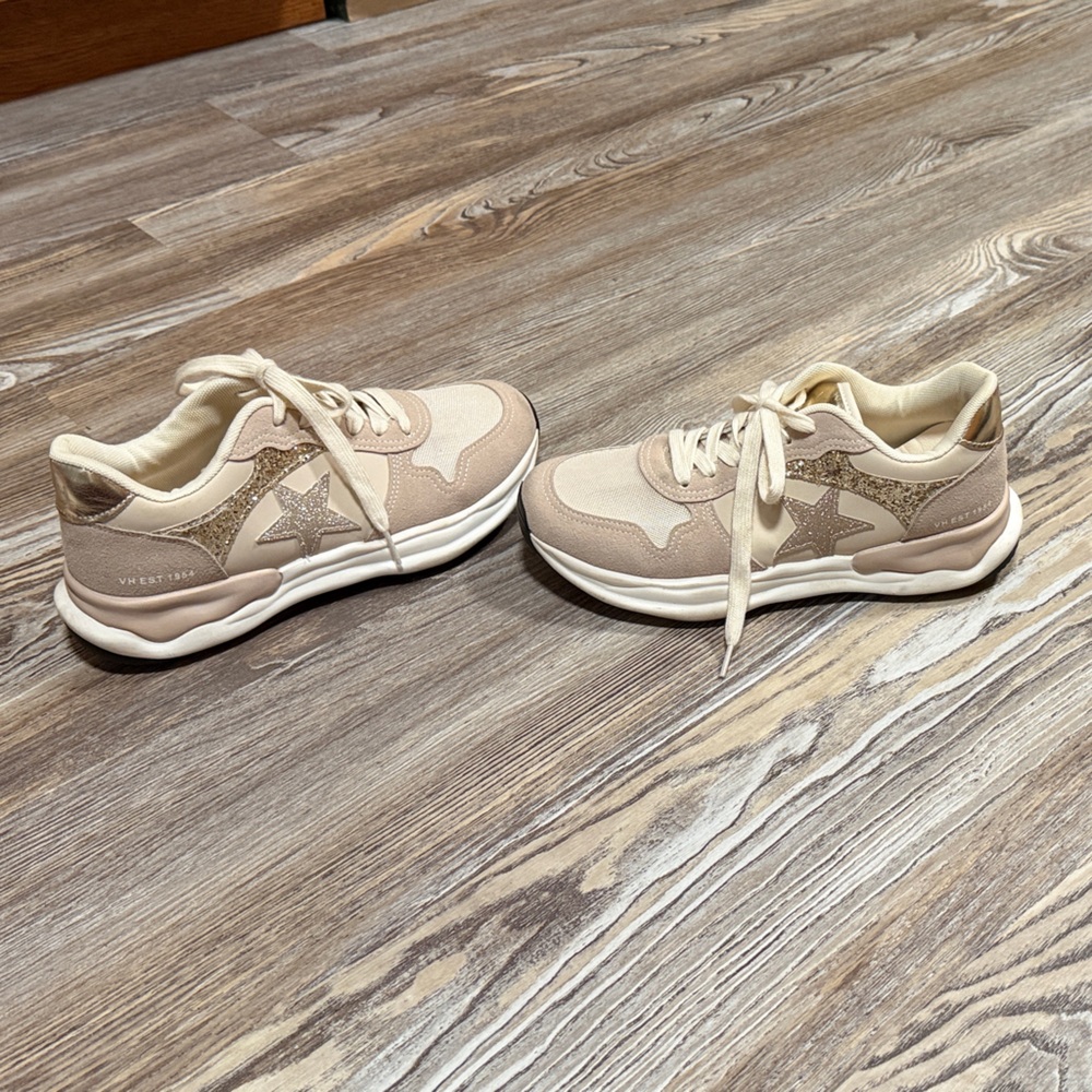 Vintage Havana Run Nude Glitter Athletic Shoes